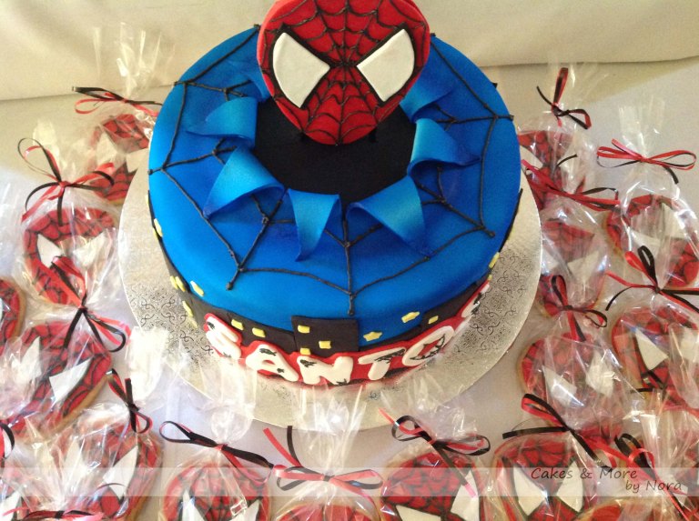 spiderman cake from top